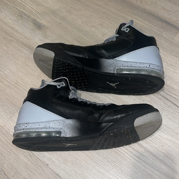 Jordan Flight Origin 2 Black/White/Wolf Grey
2014 retro Men’s sneakers 11 NIKE - Picture 12 of 12